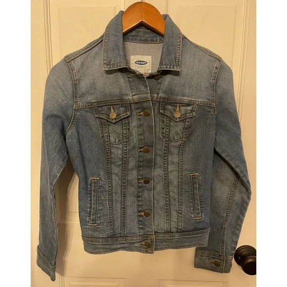 Old Navy Trucker Jean Jacket Sz XS Blue Stretch Denim Light Wash EUC - Picture 1 of 6
